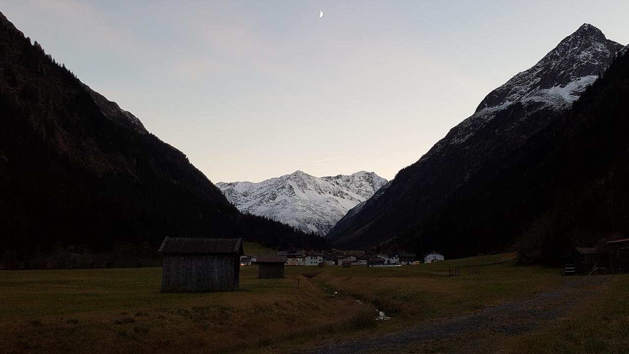 Haus Bergheimat Apartamento Sankt Leonhard im Pitztal Exterior foto