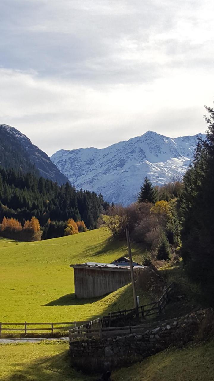 Haus Bergheimat Apartamento Sankt Leonhard im Pitztal Exterior foto
